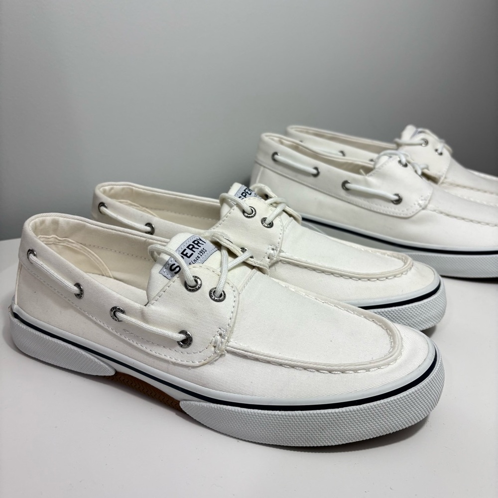 Sperry Men's Classic White Boat Shoes